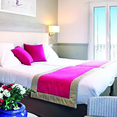 Bleues Royal Westminster Отель 3*