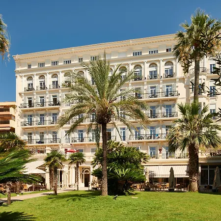 Bleues Royal Westminster Отель