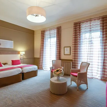 فندق Bleues Royal Westminster مينتون