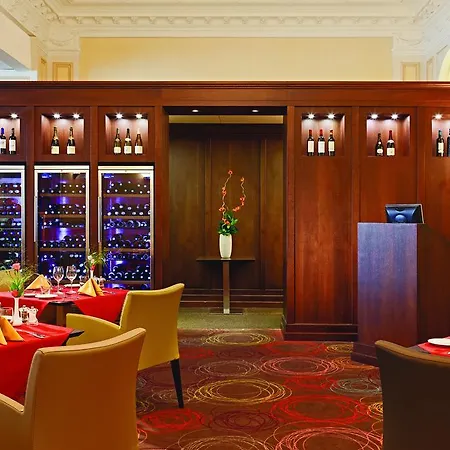 فندق Bleues Royal Westminster