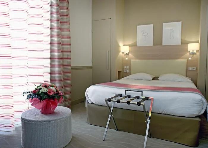 Bleues Royal Westminster مينتون