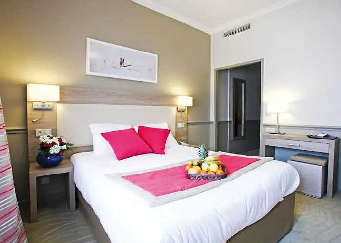 Bleues Royal Westminster Hotel